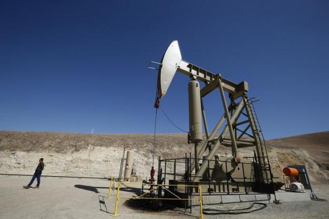 U.S. Shale Firms, New Oil Swingers, Put a $70 Cap on Prices