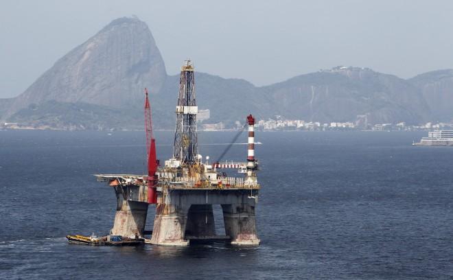 Petrobras Closes Down Four Platforms Due to Oil Leak